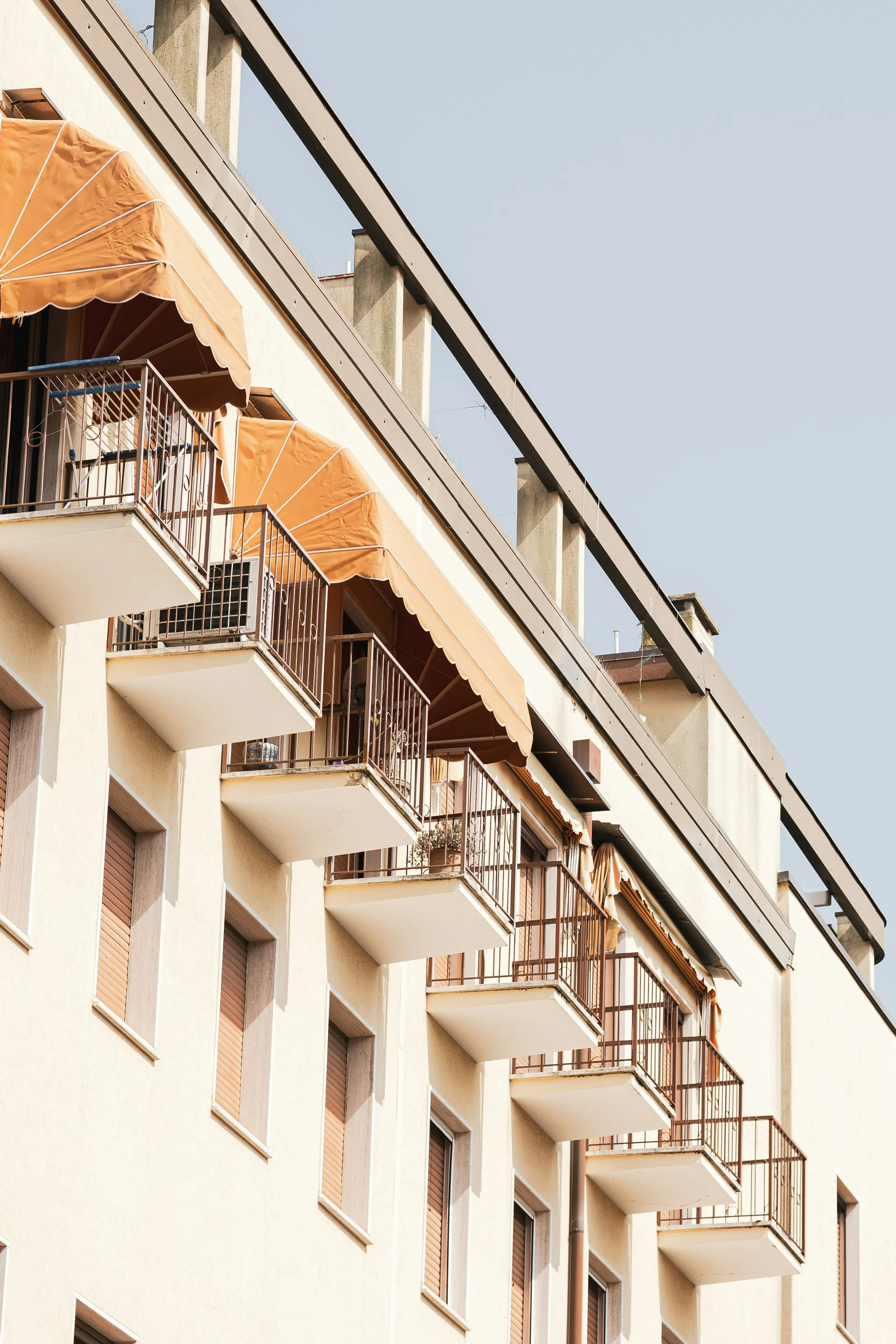 Balcon, belle façade d'immeuble