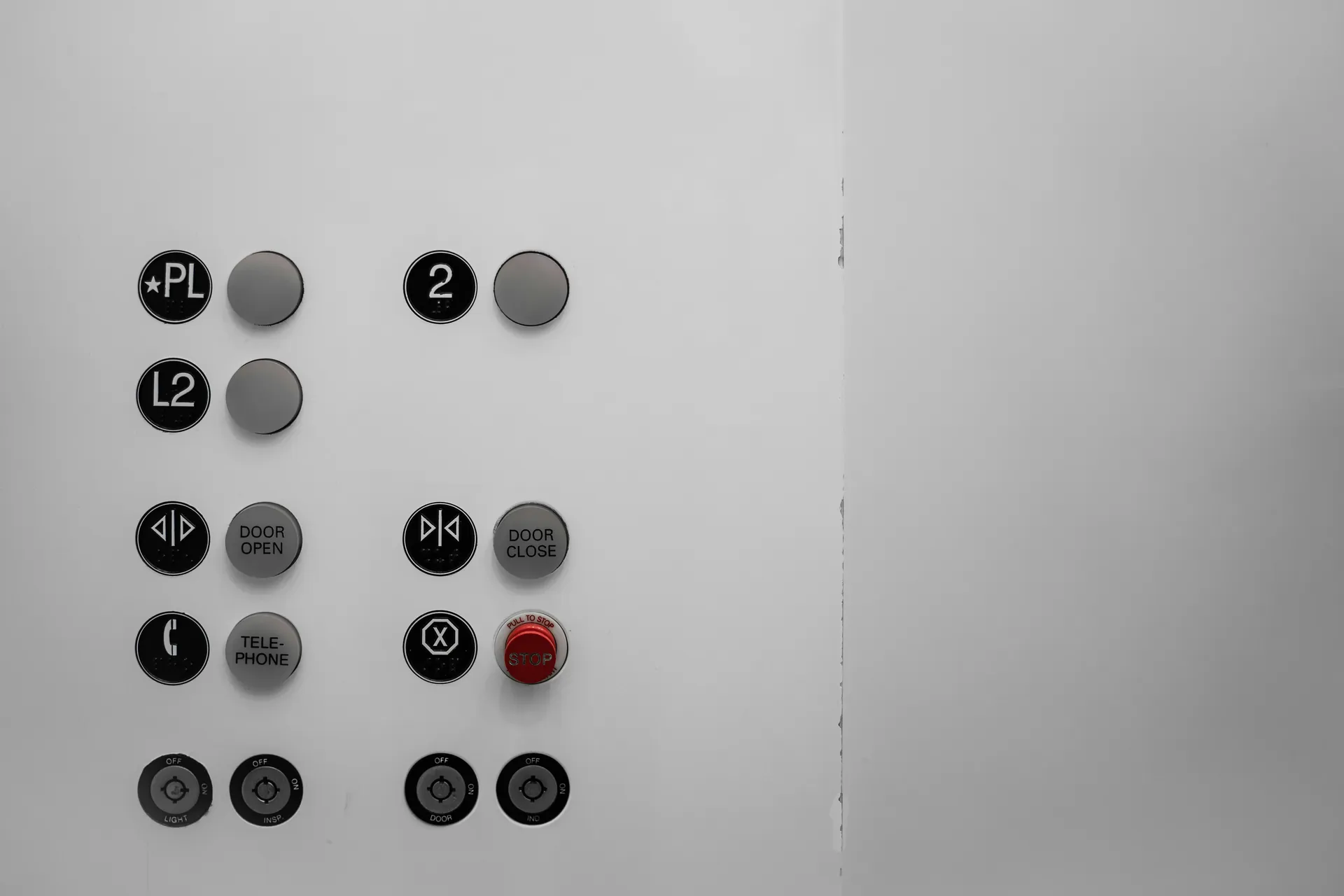 Boutons ascenseurs 