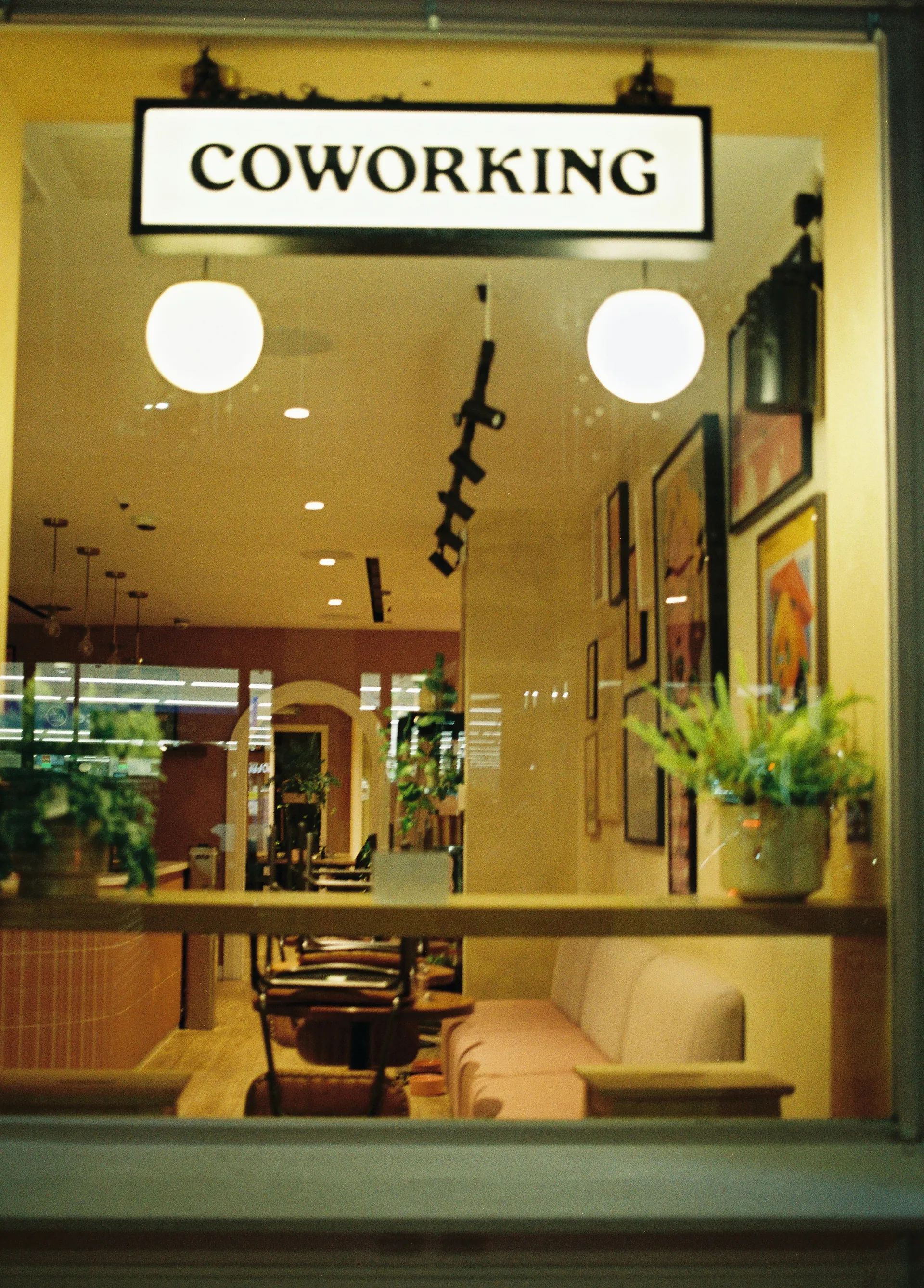 Pancarte coworking, café